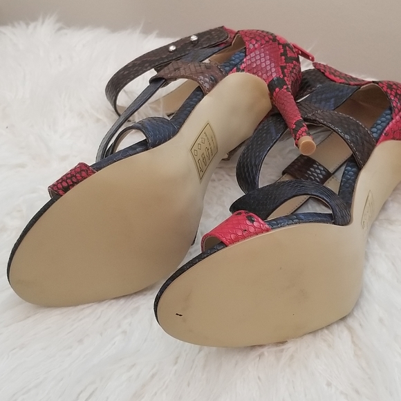 SOPHIA & LEE SNAKE SKIN STRAPPY SANDAL HEELS - Picture 5 of 8